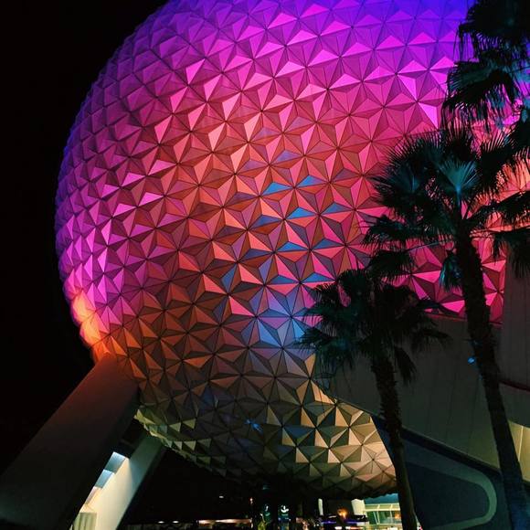 Meet your Posher, Sara - Picture 1 of 1